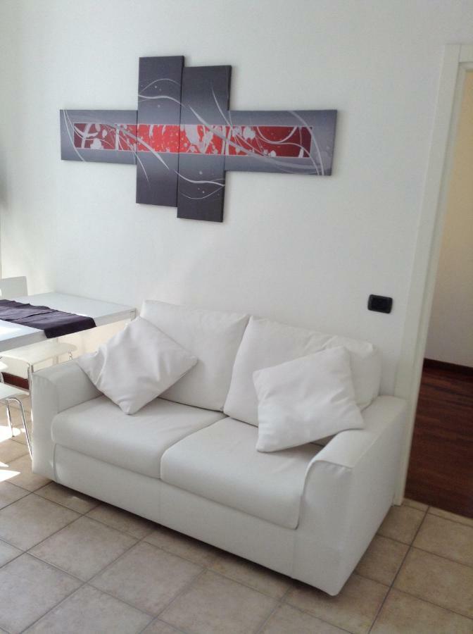 Larius Apartment Parking Carate Urio Экстерьер фото